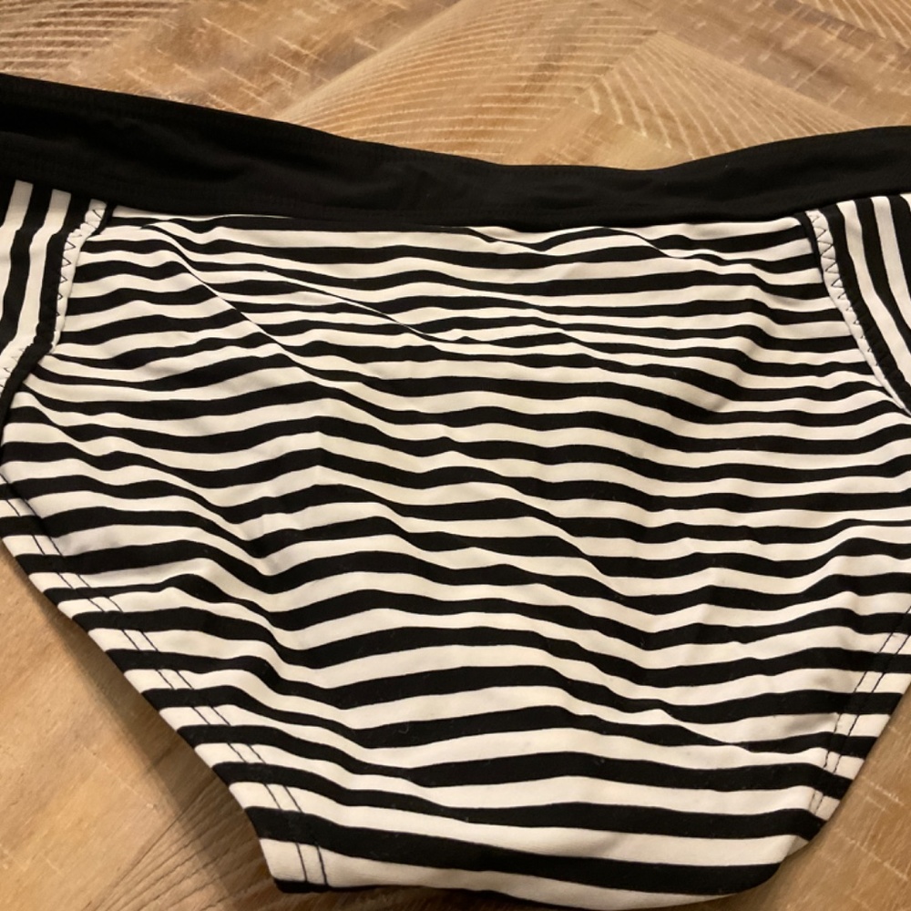 2 Piece Swimsuit - image 5